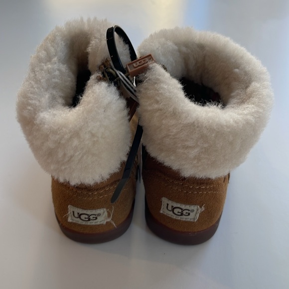 Ugg Jorie II Chestnut Boots - Picture 2 of 6